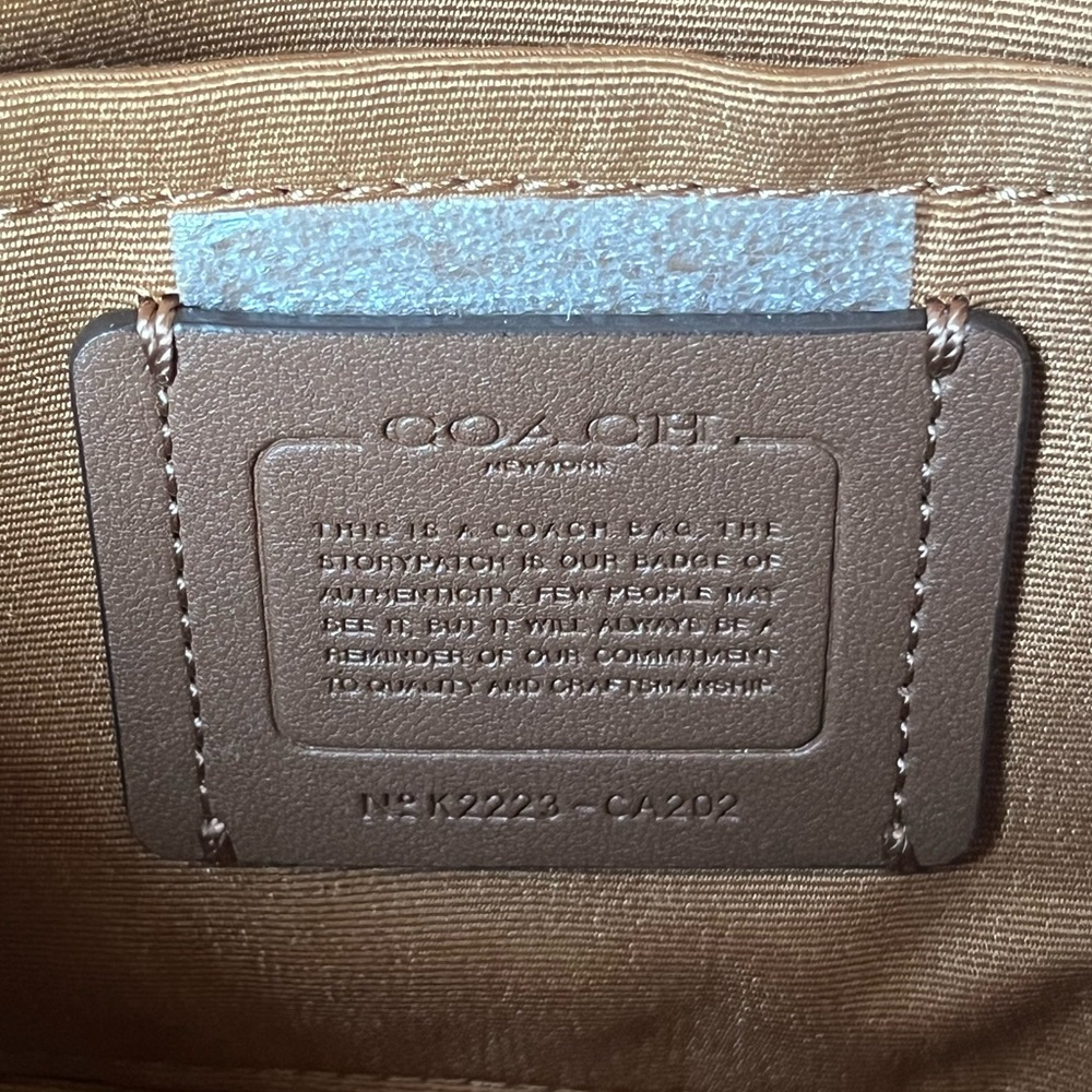✅Coach purse - Picture 11 of 12